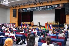 국제대회 참석중.jpg